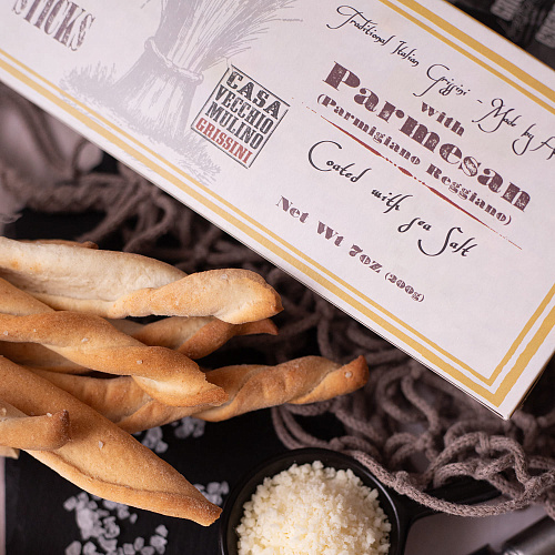 Хлебные палочки Гриссини,пармеджано реджано и морская соль