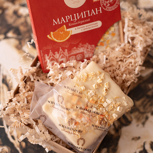 Марципановая плитка в белом шоколаде с апельсином