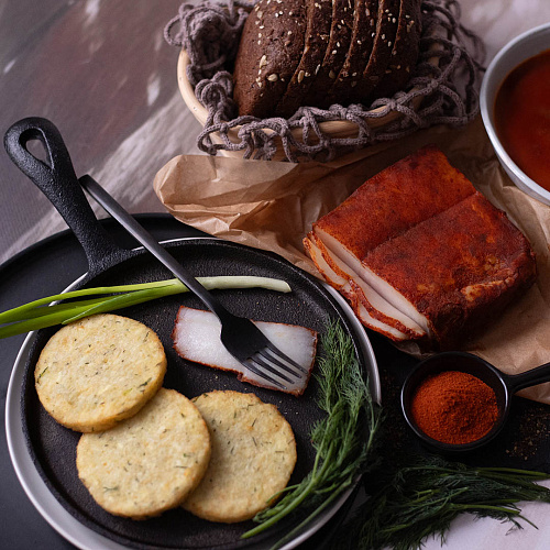 Сало домашнее с паприкой