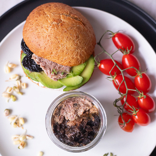 Рийет из утки с черносливом